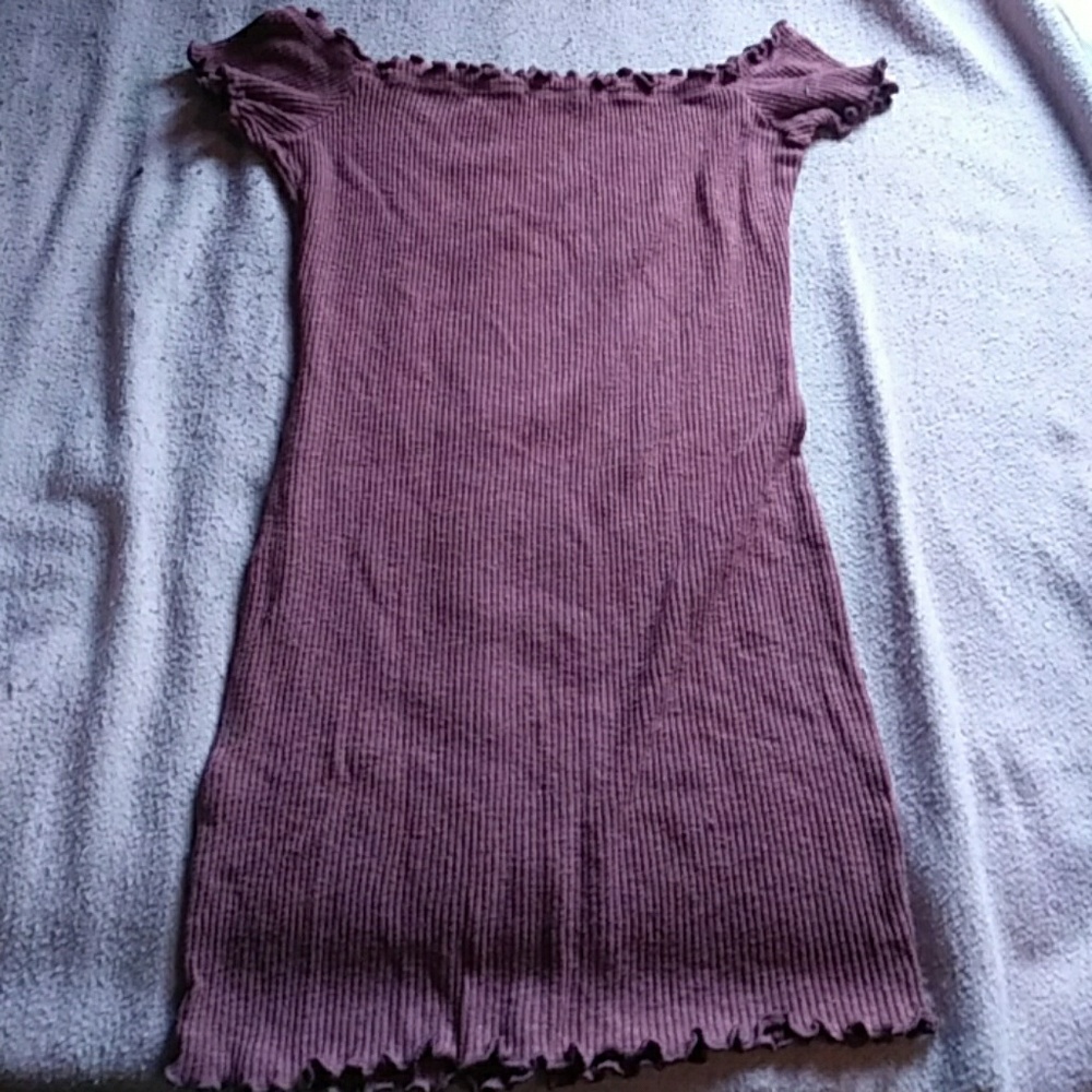 Bergindy thigh wasted ruffeld dress